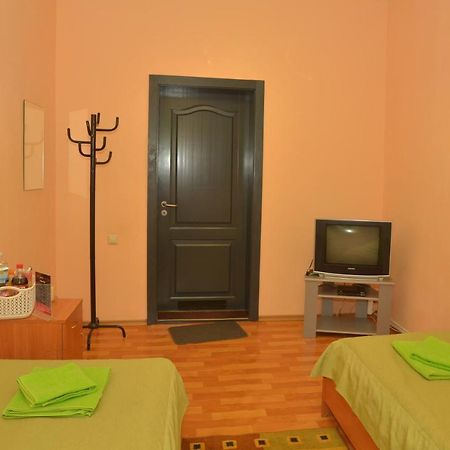 Отель "Экспресс" Jîtomîr Exterior foto