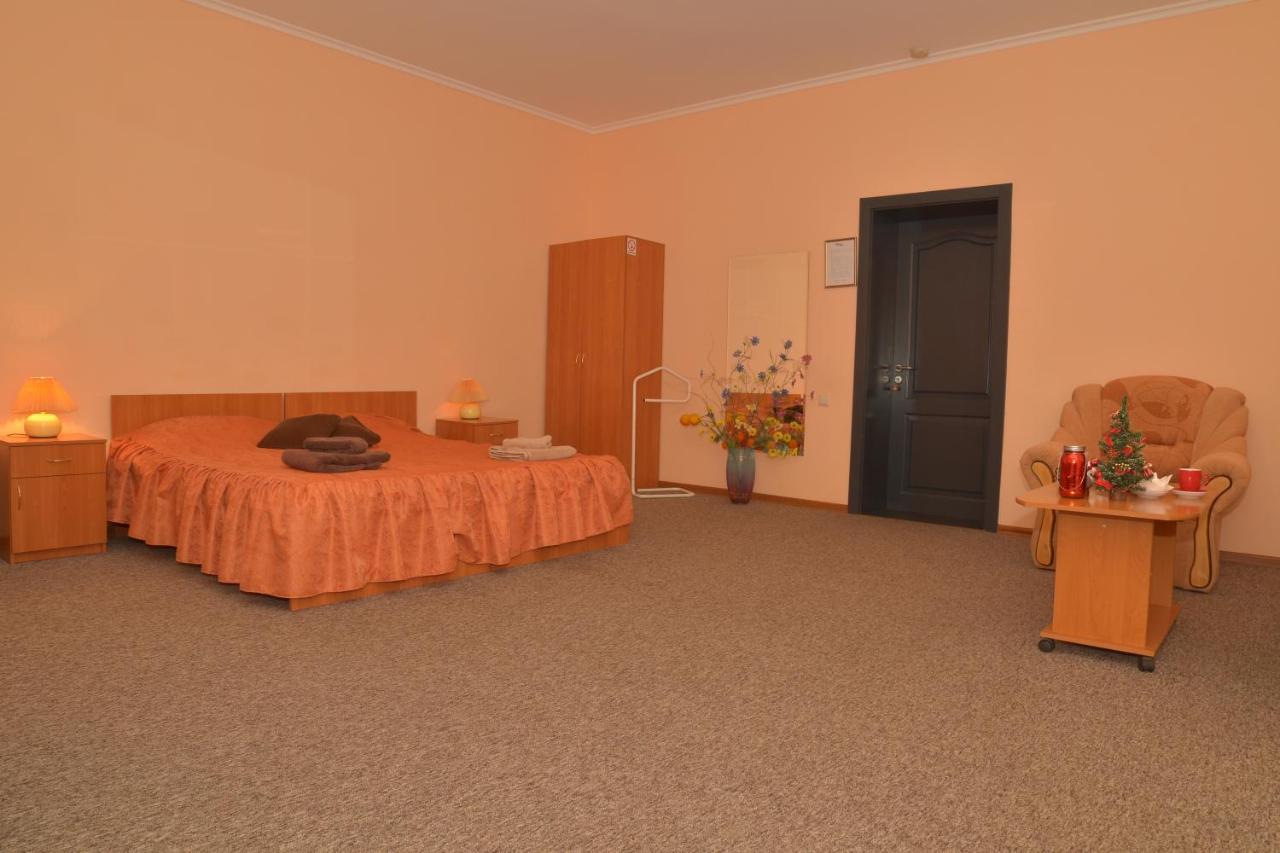 Отель "Экспресс" Jîtomîr Exterior foto