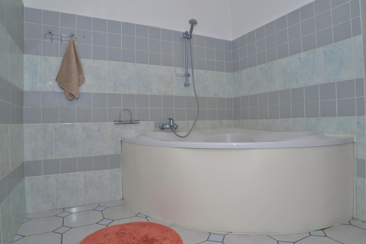 Отель "Экспресс" Jîtomîr Exterior foto